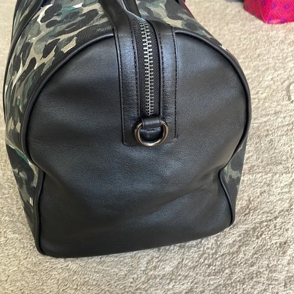 Coach Gotham Duffle Bag Camo Canvas Green Blue - Picture 12 of 16